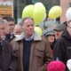 Landtagspräsident Gunter Fritsch (2. v. l.) bei Demo gegen Rechts